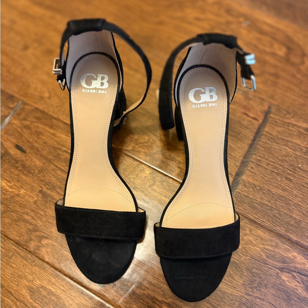 Gianni Bini Black Heels Elegant Ankle-Strap